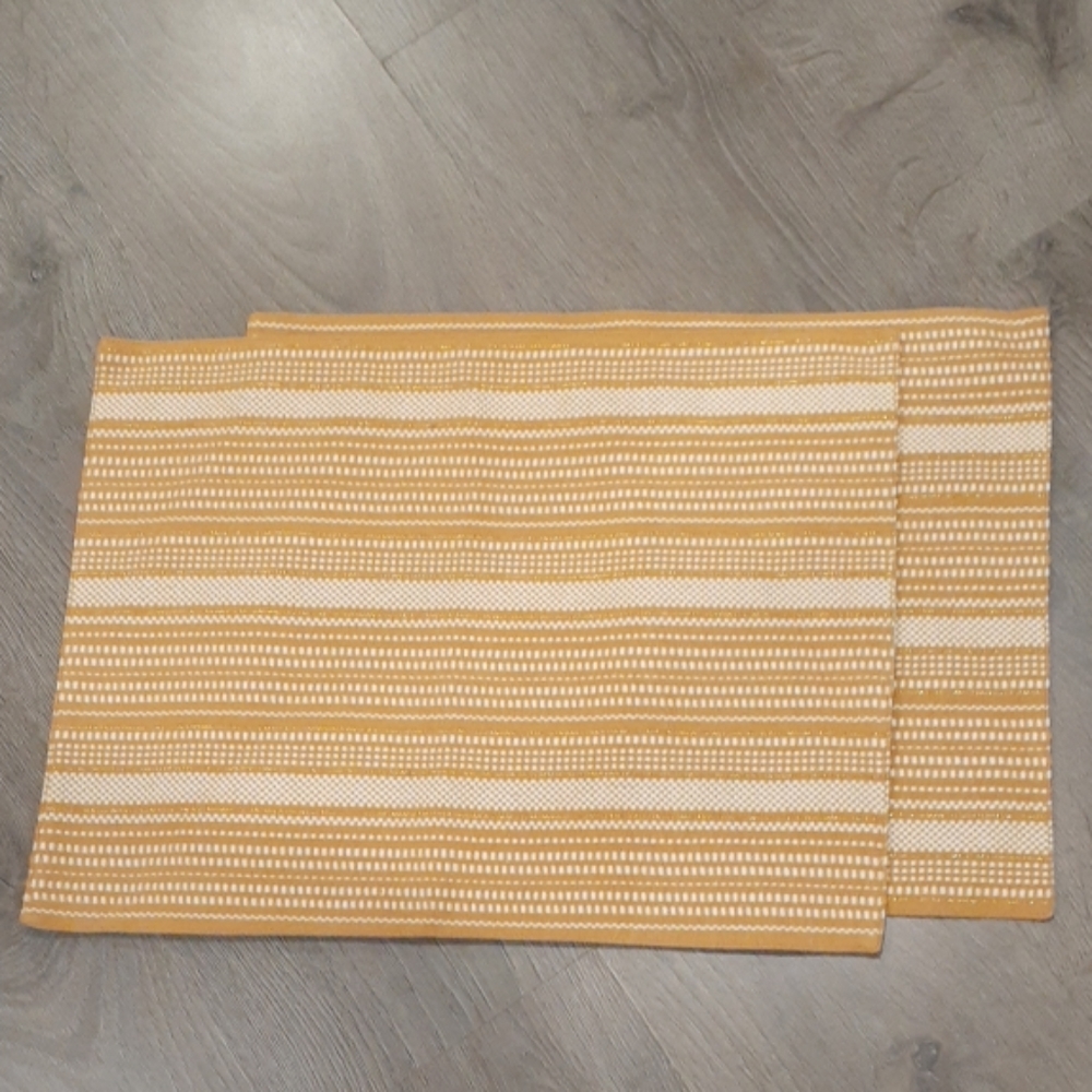 Two Yellow Gold White Dinner Lunch Placemats